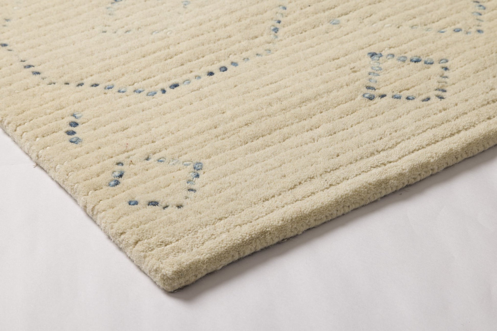 Indigo Dots -  Handcrafted Wool Carpet - Wool - 7*5 ft