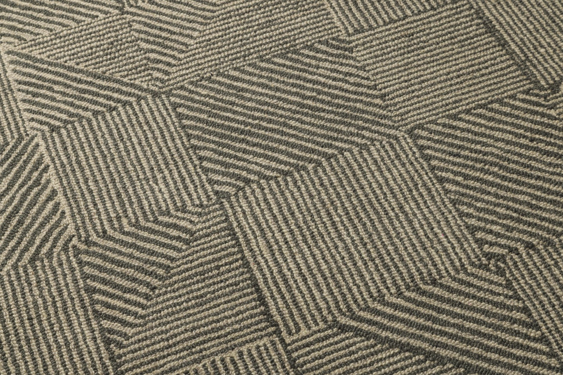 Grey Geo Blocks - Handcrafted Wool Carpet - Wool - 7*5