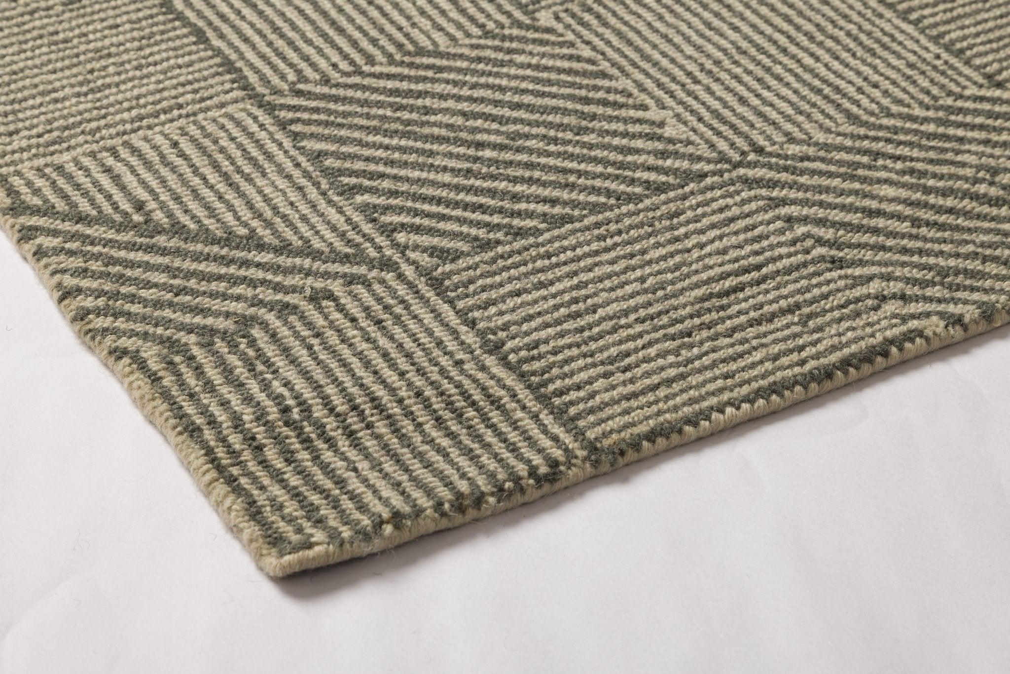 Grey Geo Blocks - Handcrafted Wool Carpet - Wool - 7*5
