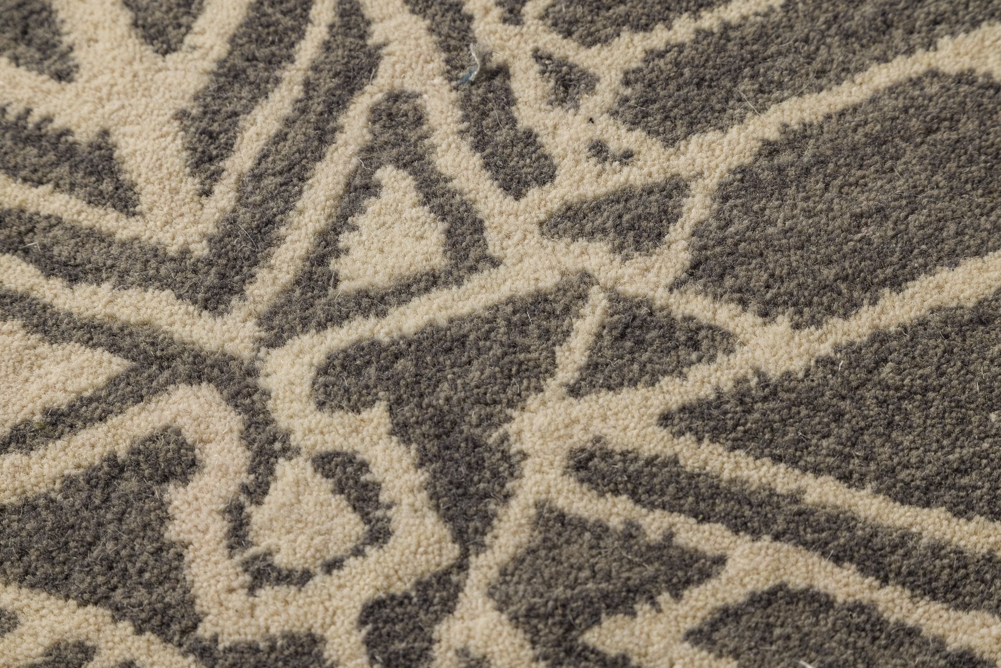 Heritage Geometry - Handcrafted Wool Carpet - 100% New Zeland Wool - 7.6*9.6