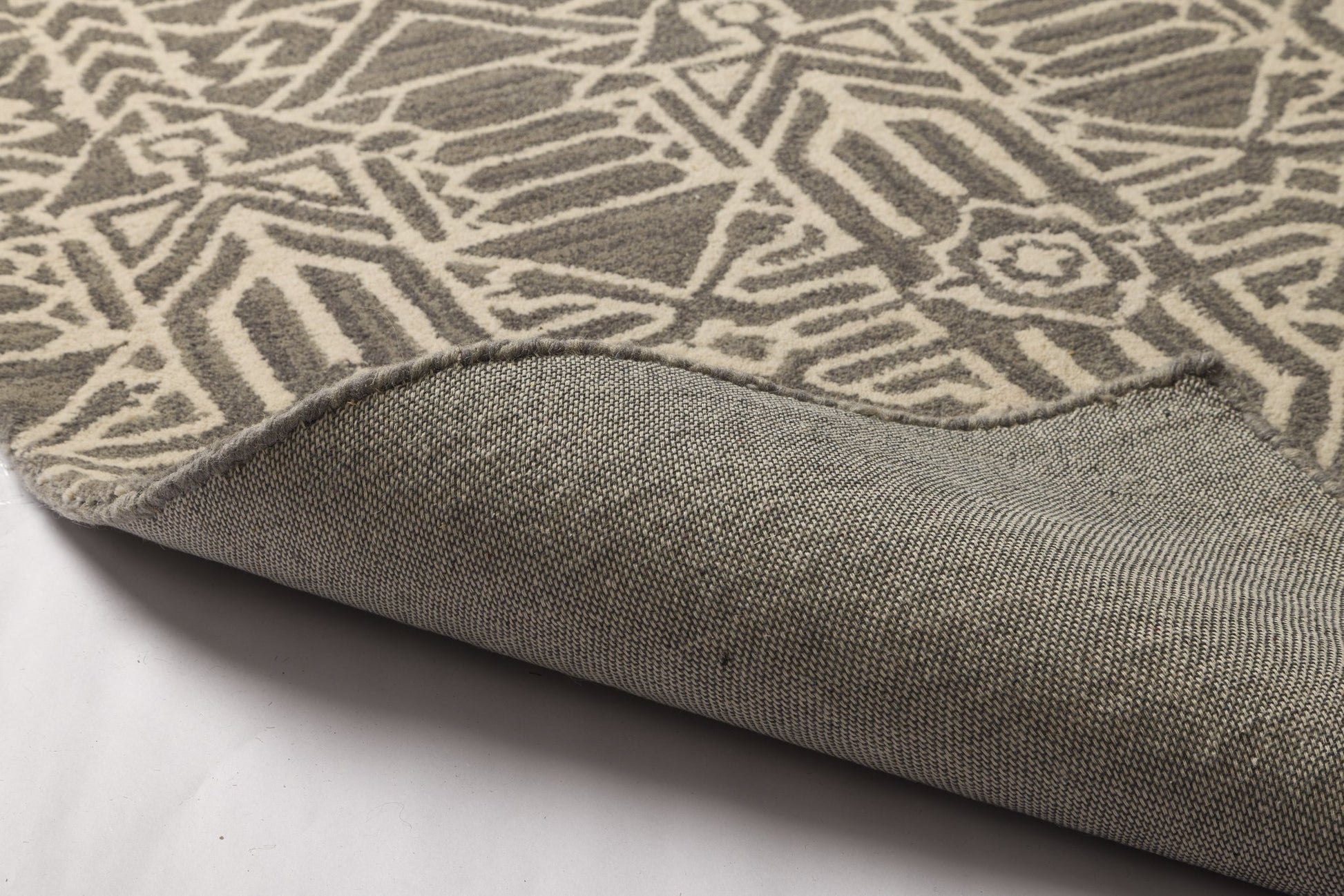 Heritage Geometry - Handcrafted Wool Carpet - 100% New Zeland Wool - 7.6*9.6
