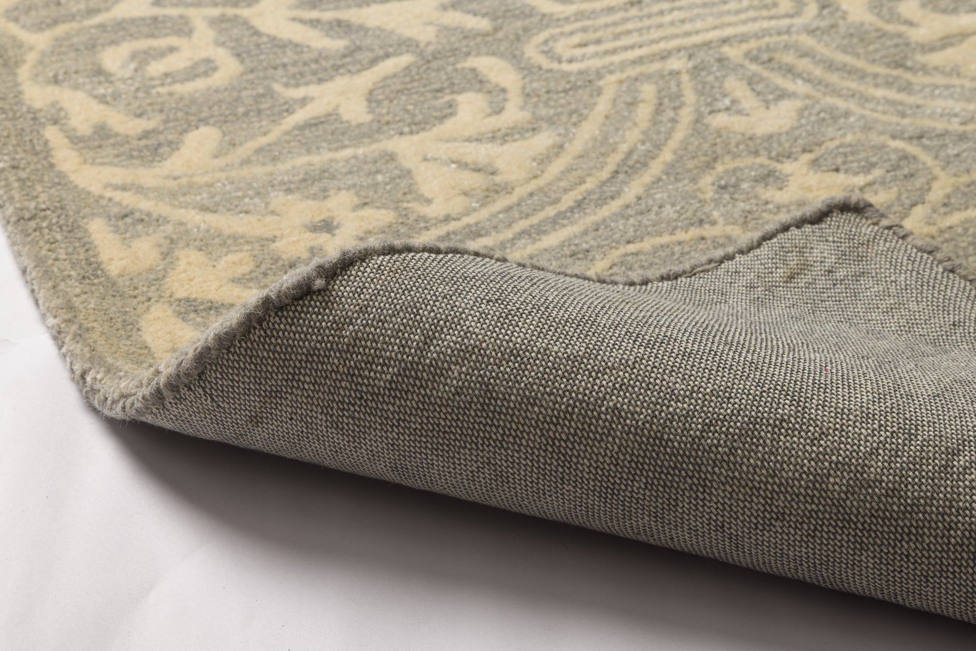 Ornate Loop - Handcrafted Silk Wool Carpet - 60% New Zeland Wool + 40% Silk - 8*10