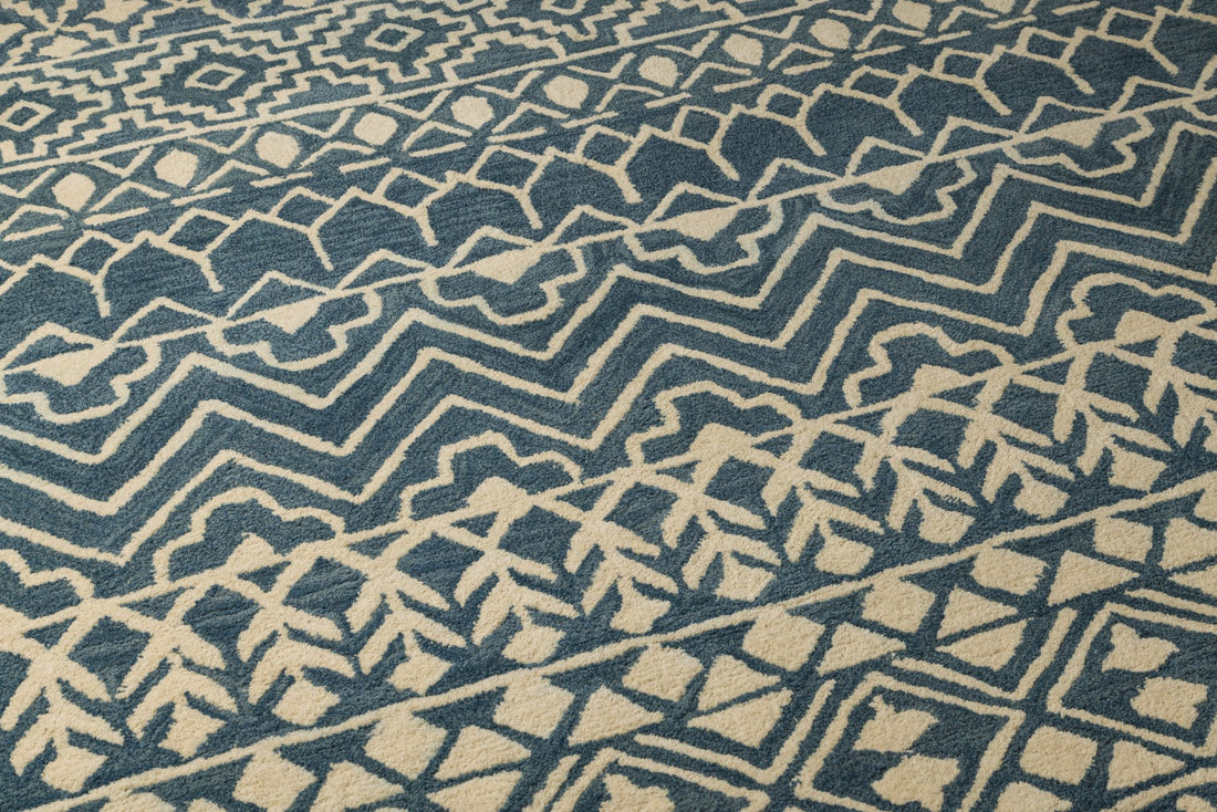 Tribal Rhythm – Handcrafted Wool Rug - 100% New Zeland Wool - 8*10