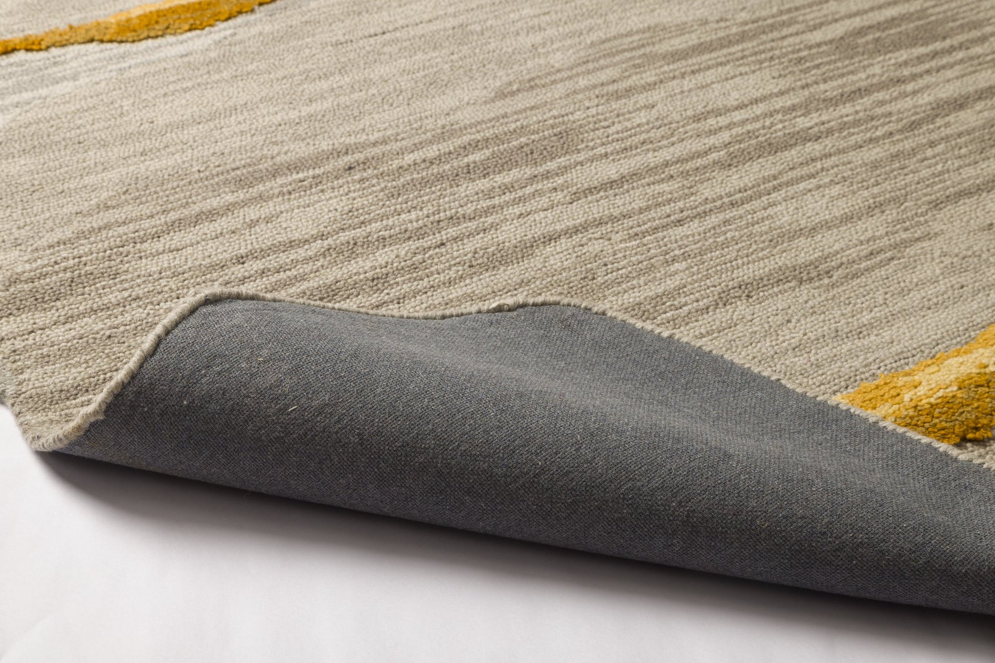 Golden Veins – Sculpted Wool Carpet - 100% Wool - 8*5