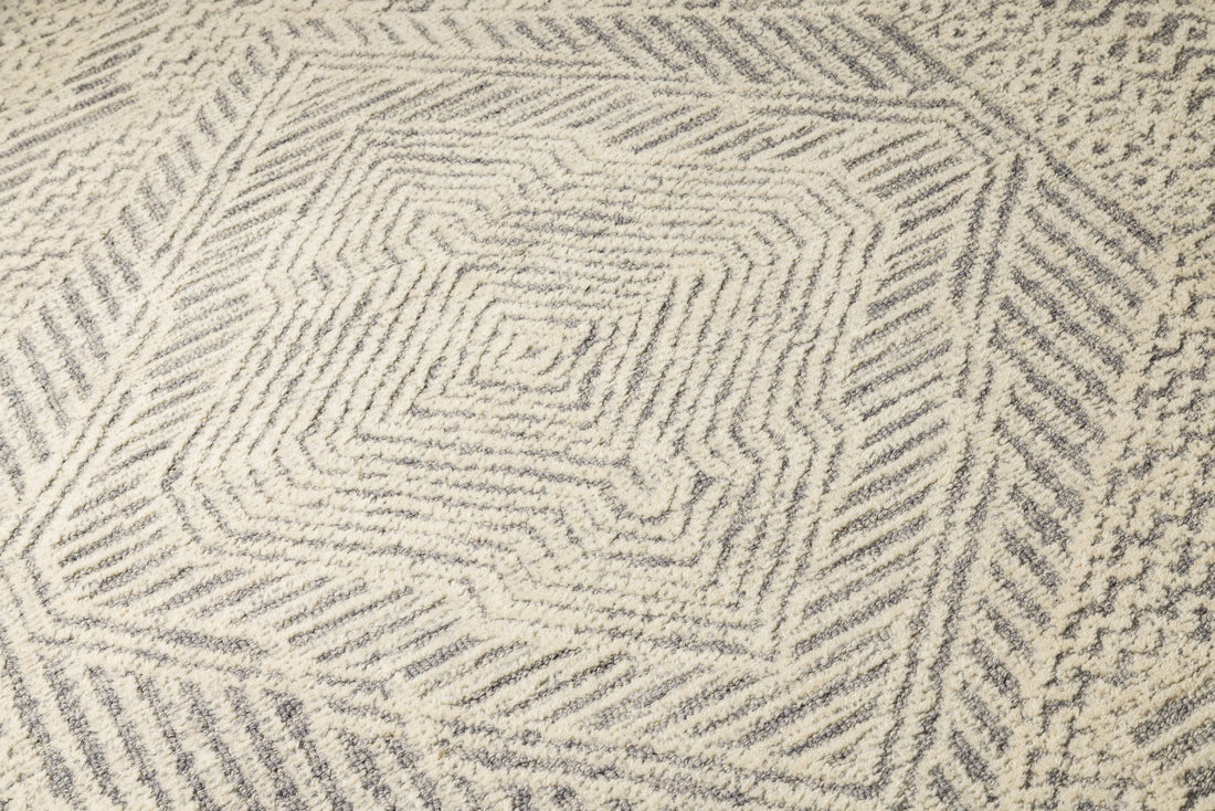 Muted Diamond – Artisans Wool Carpet - 100% Wool - 8*5