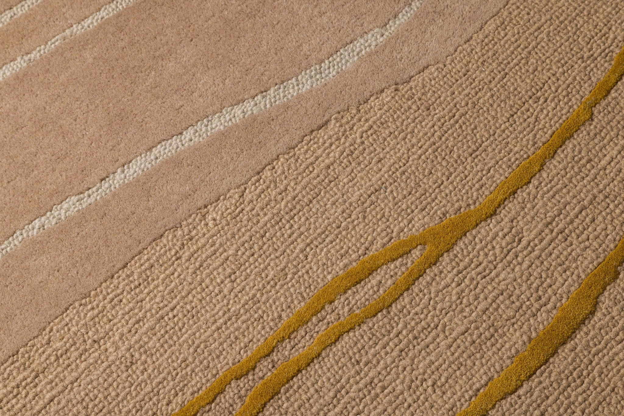 Soft Dunes – Minimalist Wool Carpet - Wool and Silk - 8*5