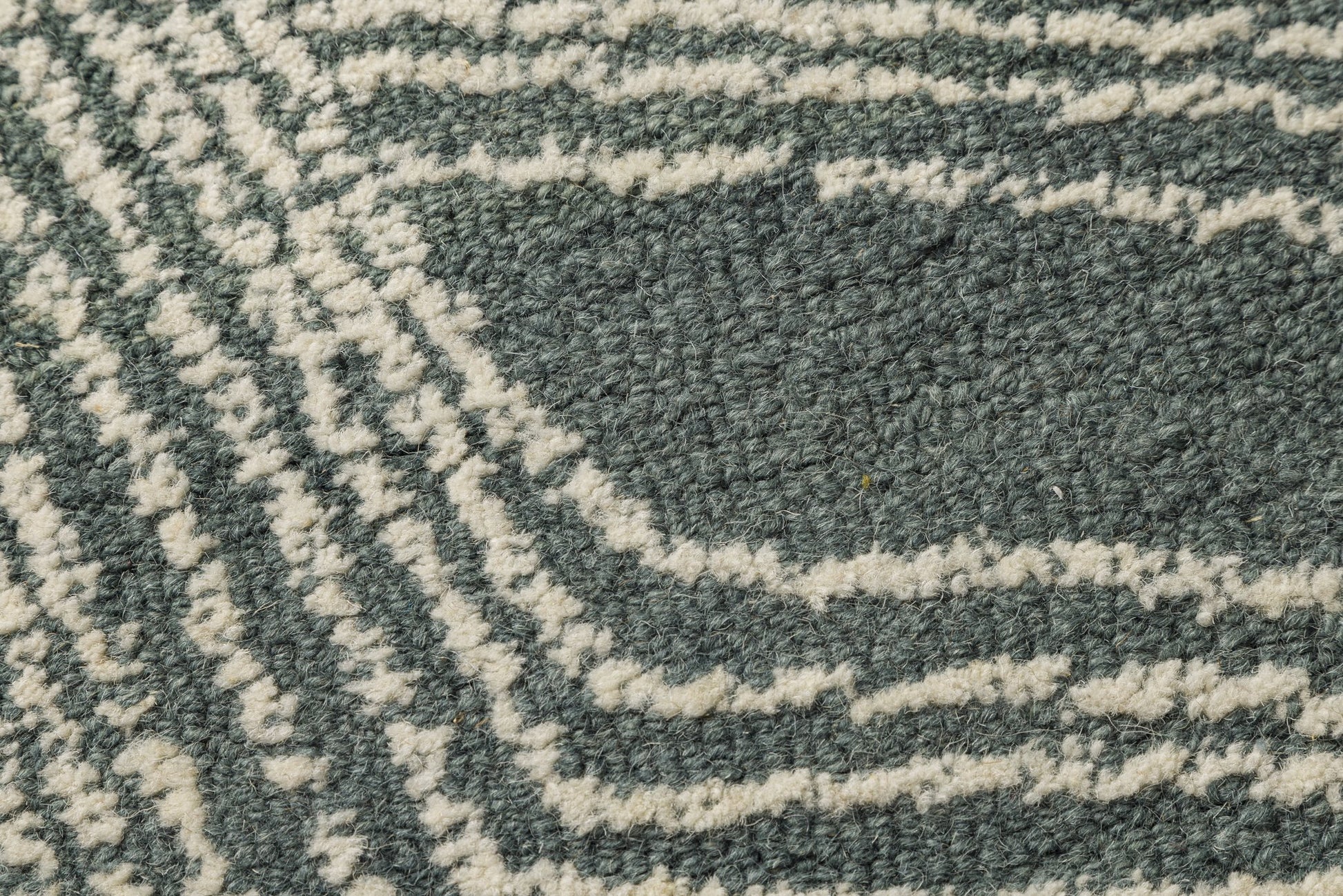 Echo Lines - Handcrafted Wool Carpet - 100% Wool - 8*5