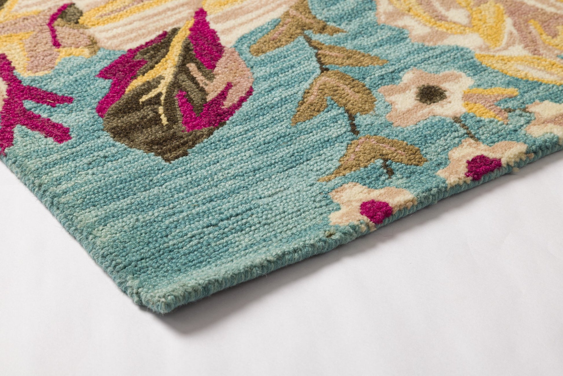 Blooming Teal Garden - Hadncrafted Wool Carpet - 100% Wool - 8*5