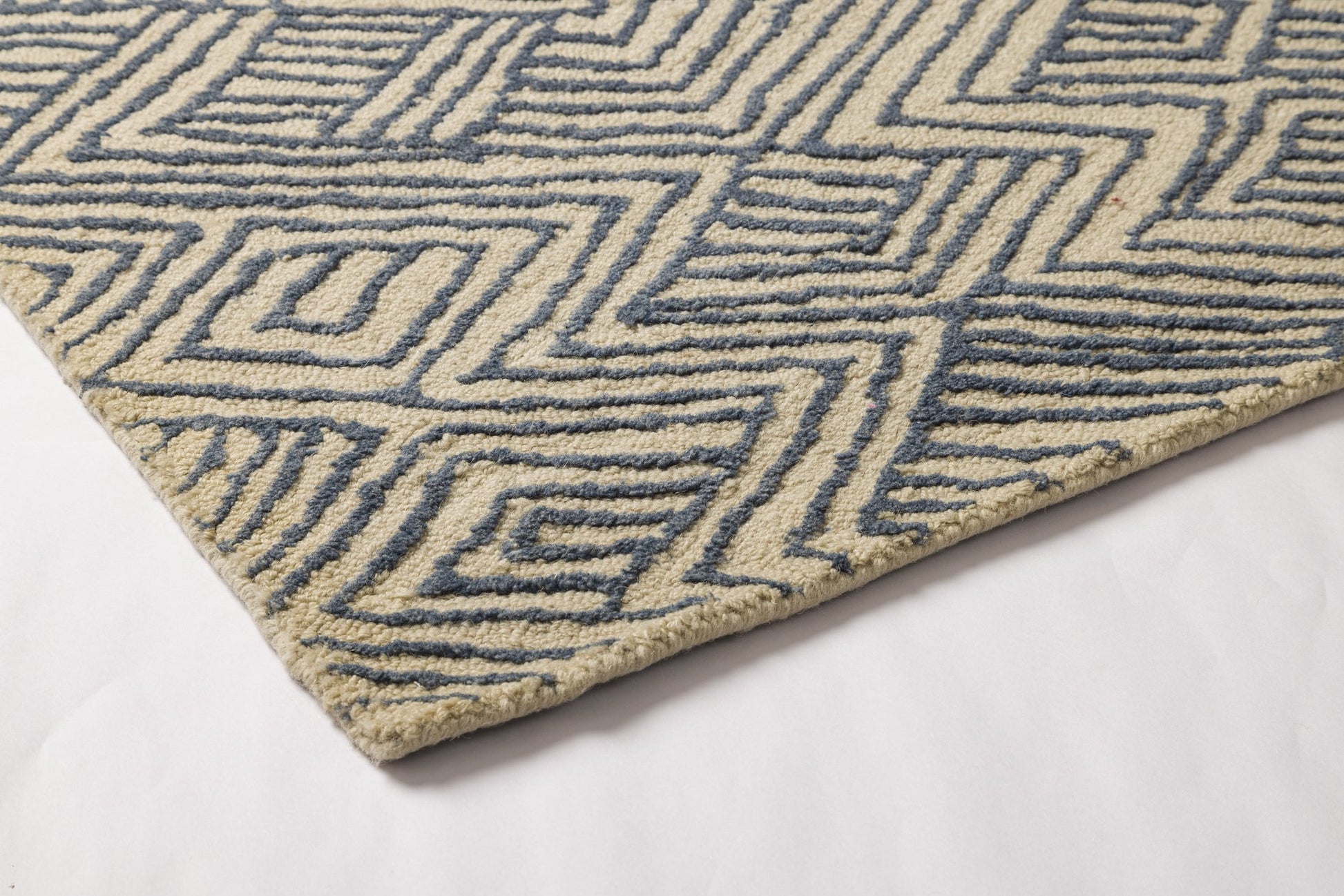Indigo Maze - Handcrafted Wool Carpet - 100% Wool - 8*5