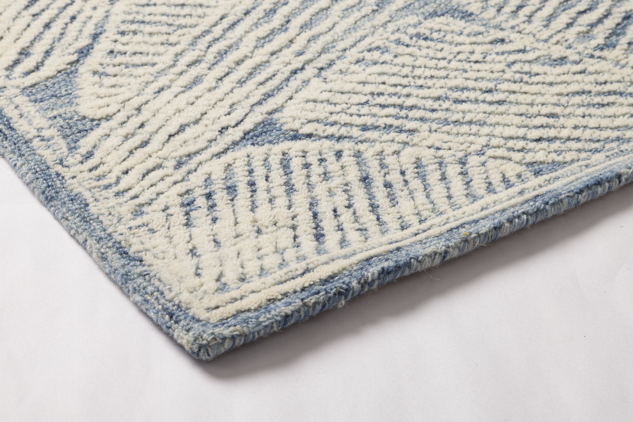 Blue Canopy – Textured Wool Carpet - 100% Wool - 8*5