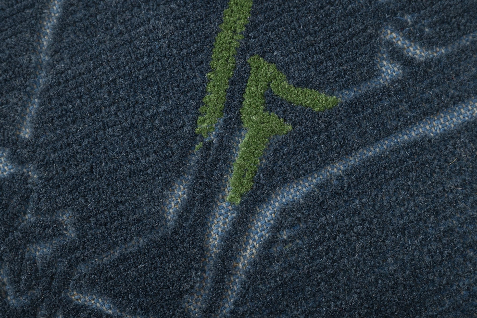 Midnight Mosaic - Handcrafted Wool Carpet - 100 % Wool - 8*5 ft