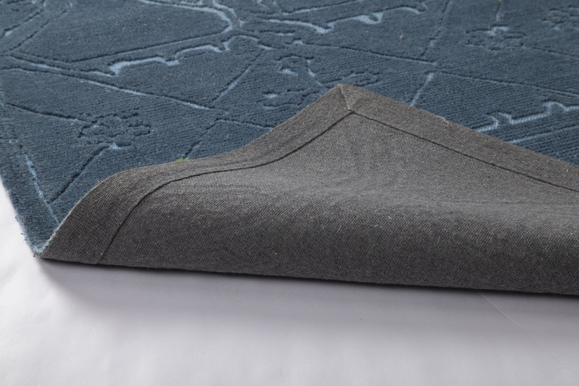 Midnight Mosaic - Handcrafted Wool Carpet - 100 % Wool - 8*5 ft