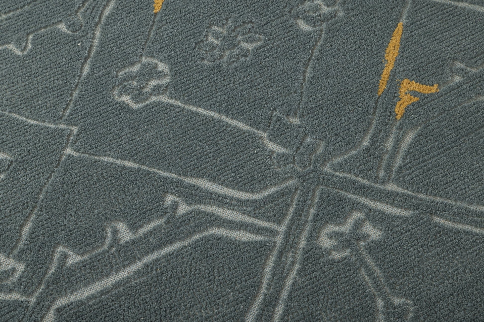 Vintage Lattice Glow - Handcrafted Wool Carpet - 100 % Wool - 8*5 ft