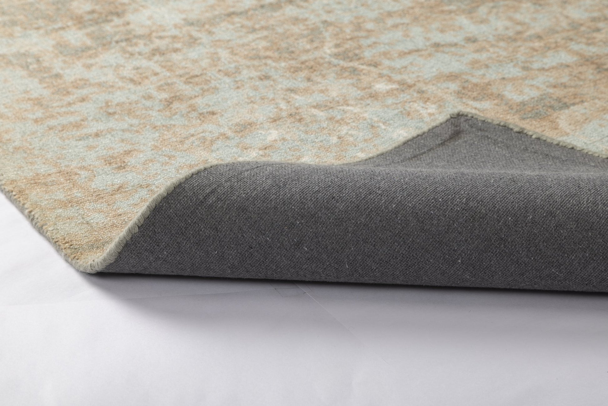 Rustic Aqua Patina - Handcrafted Wool Carpet - 100 % Wool - 8*5 ft