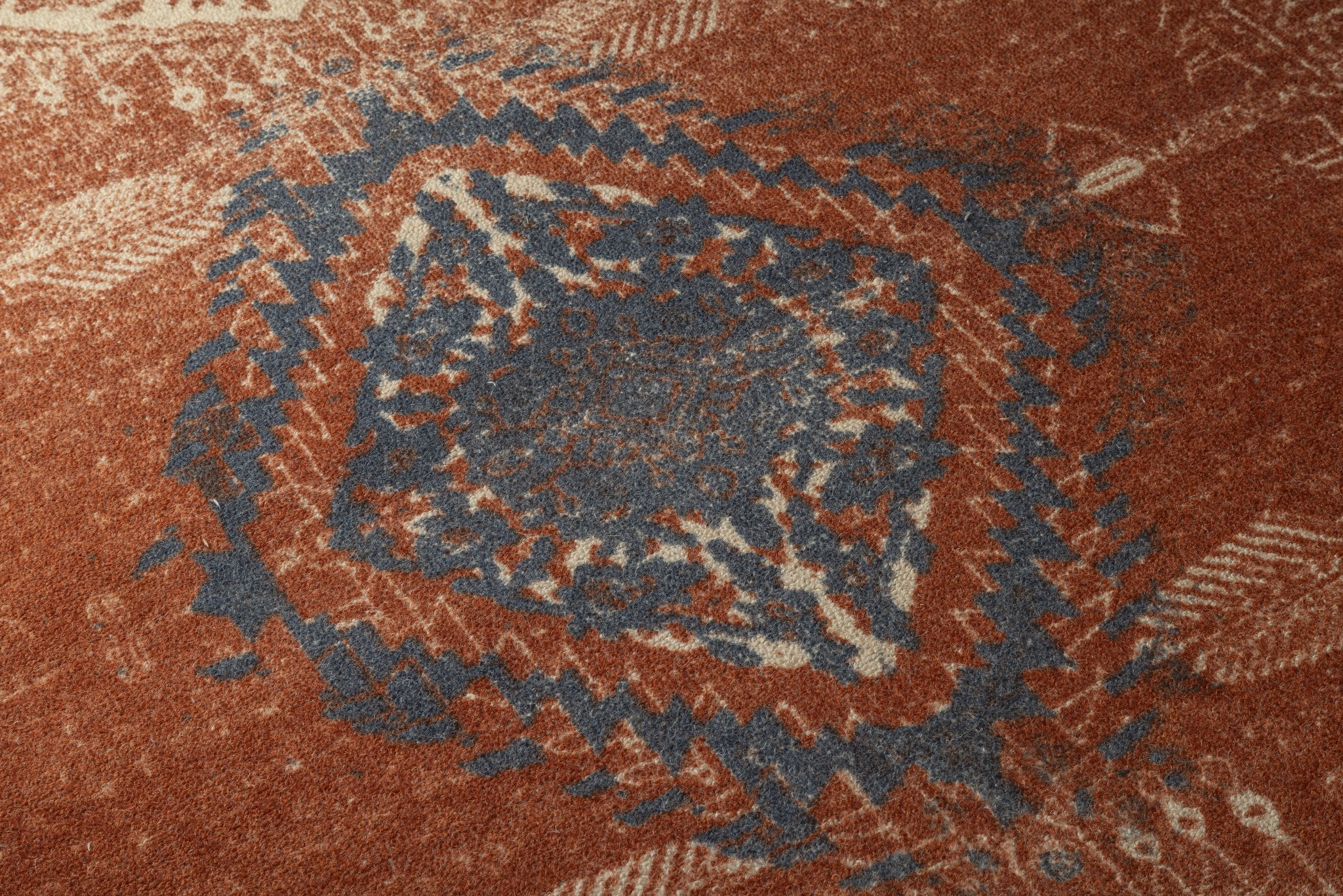 Desert Ember Medallion- Handcrafted Wool Carpet - 100 % Wool - 8*5 ft