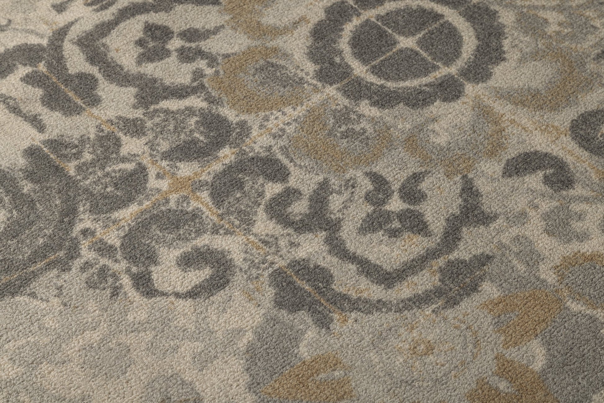 Mosaic Meadow- Handcrafted Wool Carpet - 100 % Wool - 8*5 ft