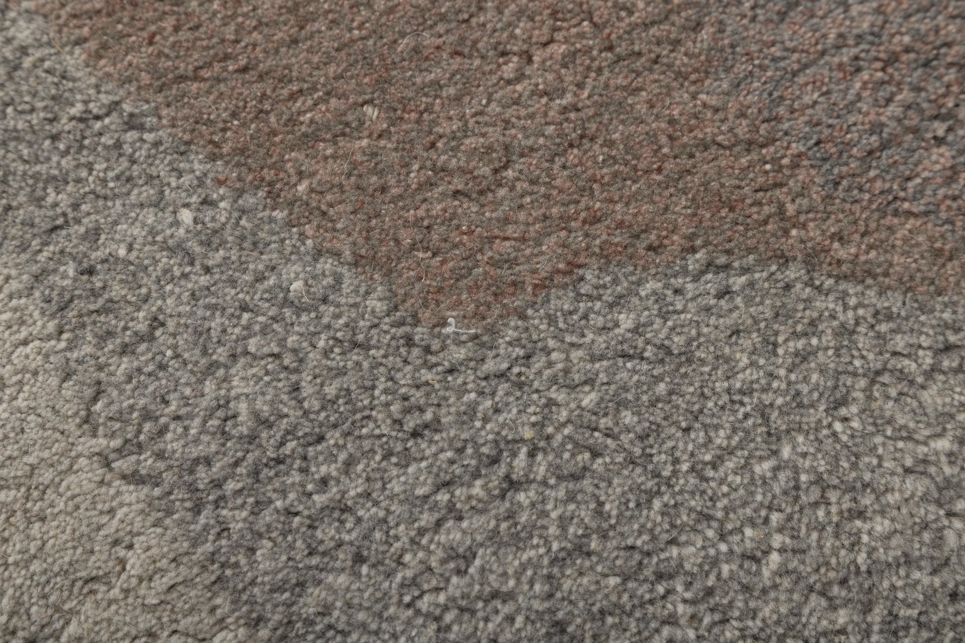 Abstract Layers - Handcrafted Wool Carpet - 100 % Wool - 8*5 ft