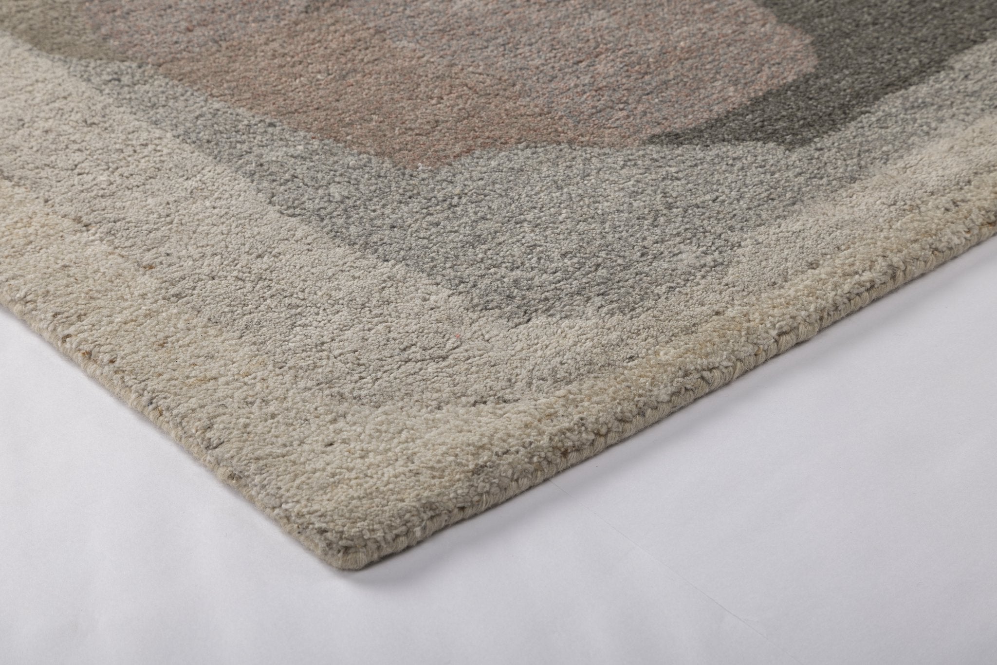 Abstract Layers - Handcrafted Wool Carpet - 100 % Wool - 8*5 ft