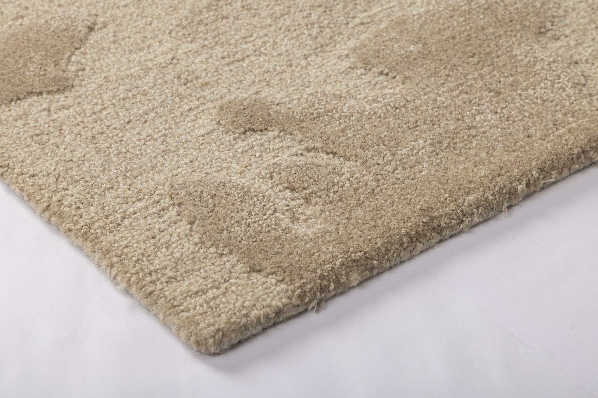 Sand Drift Texture - Handcrafted Wool Carpet - 100 % Wool - 8*5 ft
