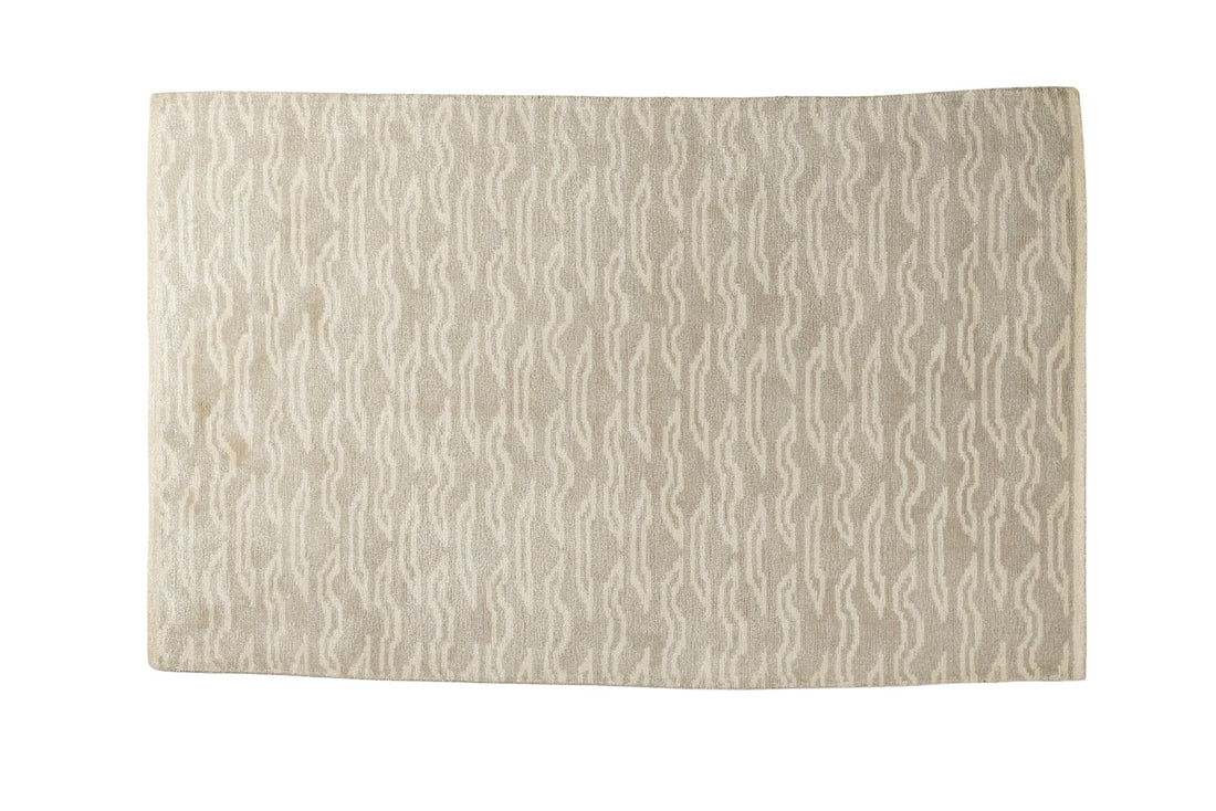 Ivory Ripple Flow - Handcrafted Wool Carpet - 100 % Wool - 8*5 ft