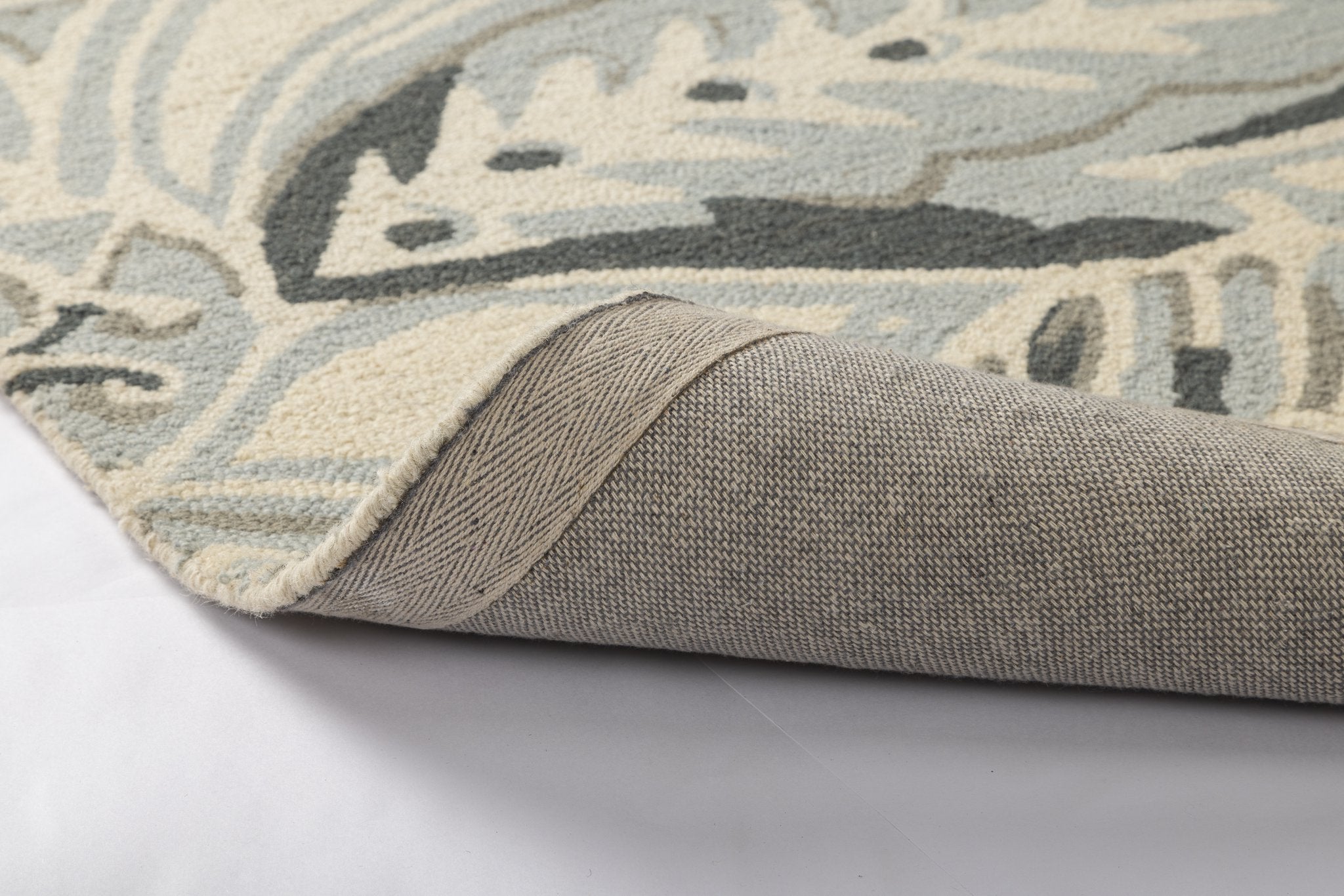 Blooming Botanica - Handcrafted Wool Carpet - 100 % Wool - 8*5 ft