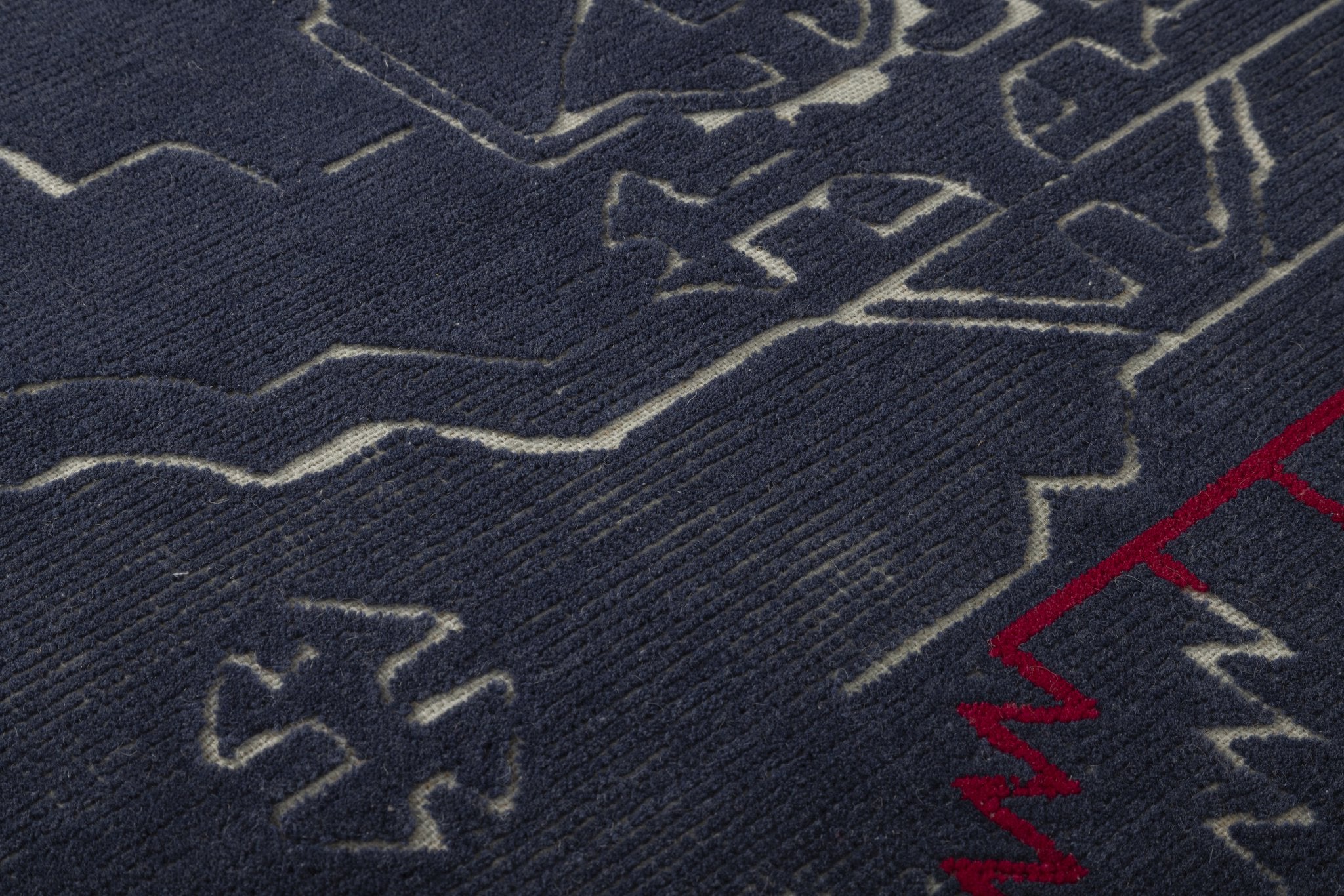 Indigo Tribal Crest - Handcrafted Wool Carpet - 100 % Wool - 8*5 ft