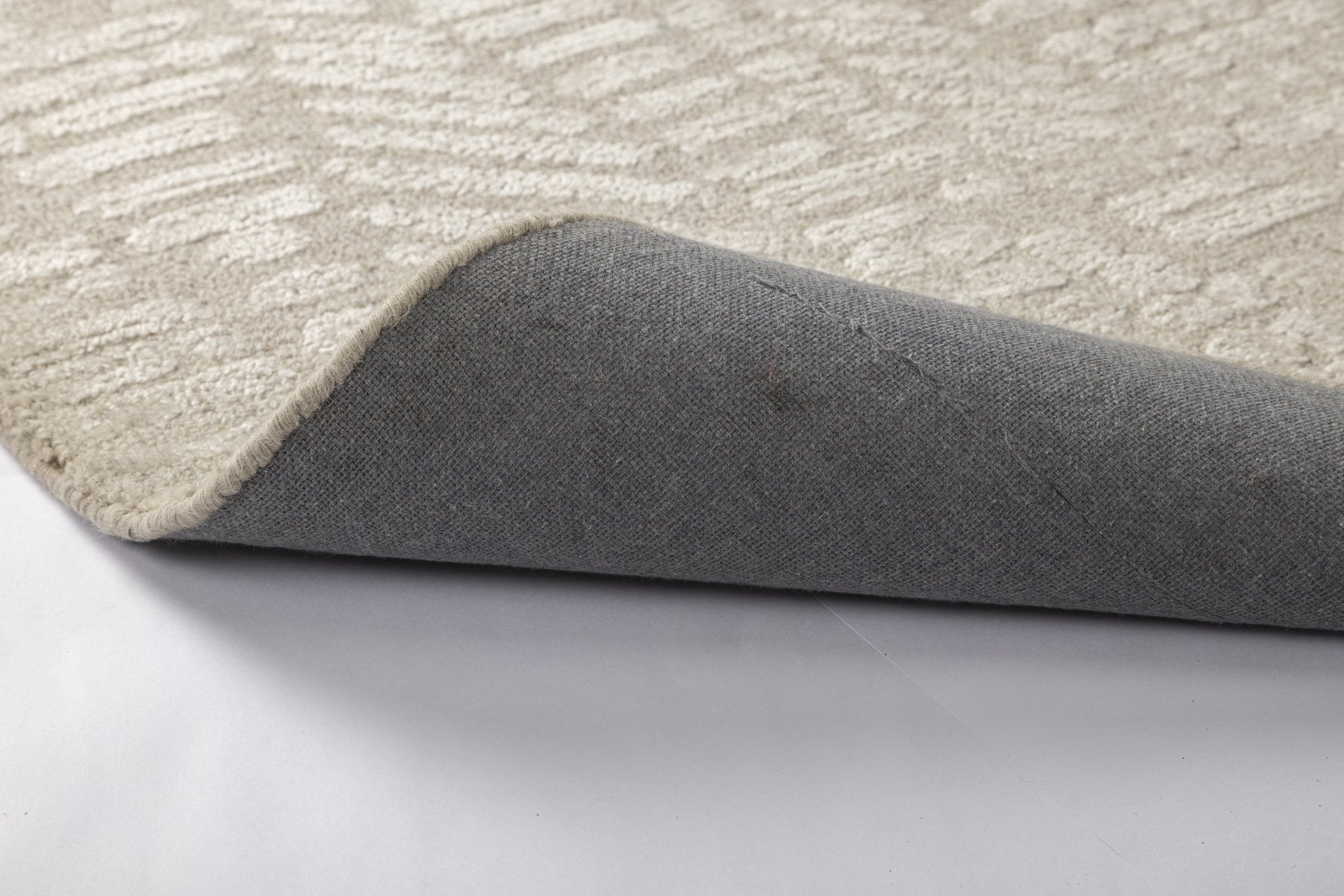 Sandstone Chevron Texture - Handcrafted Wool Carpet - 100 % Wool - 8*5 ft