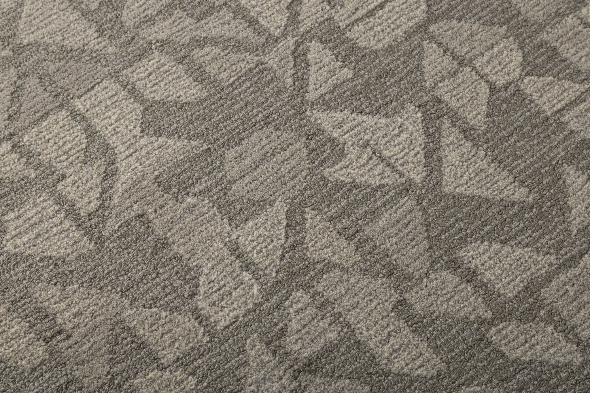 Stone Mosaic Grid - Handcrafted Wool Carpet - 100 % Wool - 8*5 ft