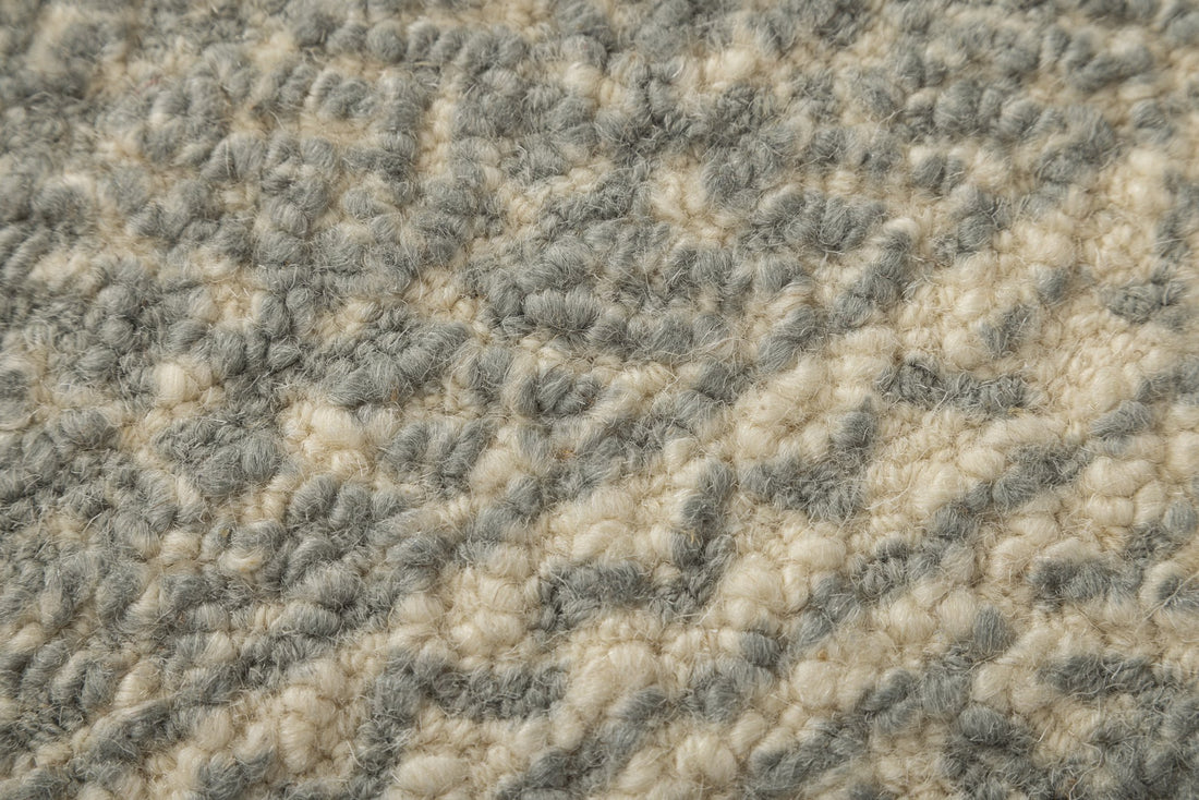 Misty Weave Lines - Handcrafted Wool Carpet - 100 % Wool - 8*5 ft