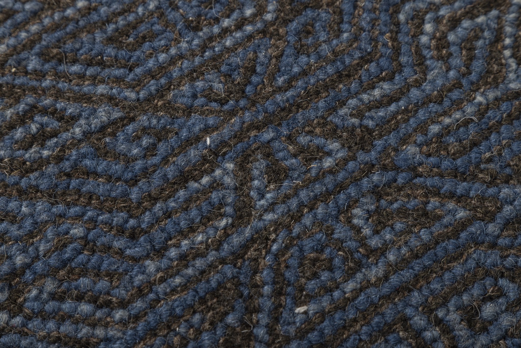 Indigo Maze - Handcrafted wool carpet - 100 % Wool - 8*5 ft
